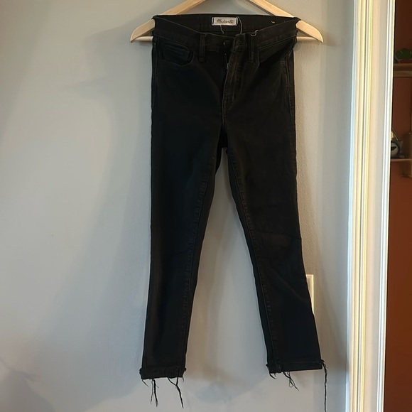 Madewell Denim - Madewell black skinny jeans size 24